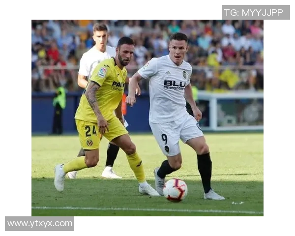 汉字群英会足球明星盛典展现文化与体育的完美融合与激情碰撞